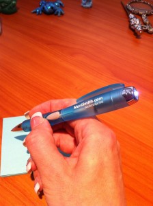 Mari Smith Blue Light-Up Pen Mari Smith Blue Light-Up Pen